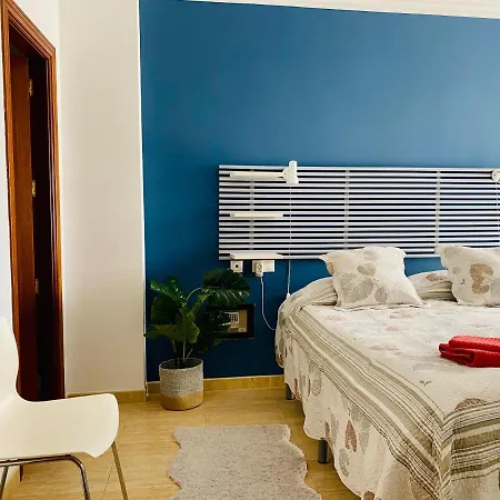 Penthouse 80 Sqm Toboso 1 Apartment *